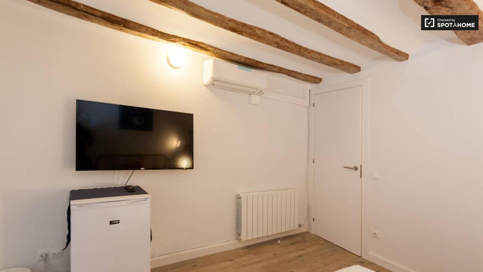Ramblas Apartments - 01 Барселона Екстериор снимка